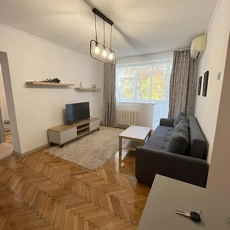 Center Loft Close To And Center Constanta
