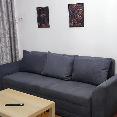 Apartment Center Loft Close To And Center