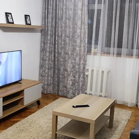 Center Loft Close To And Center Apartment *