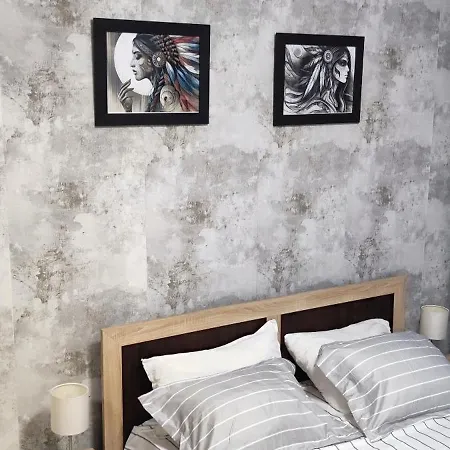 Center Loft Close To And Center * Constanta