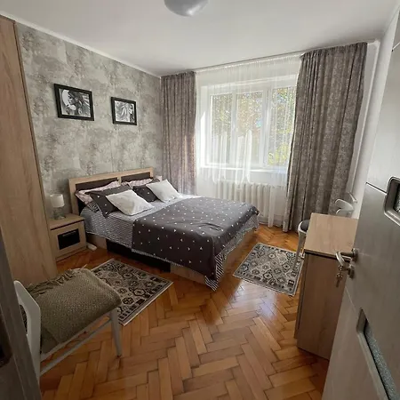 Center Loft Close To And Center Constanta